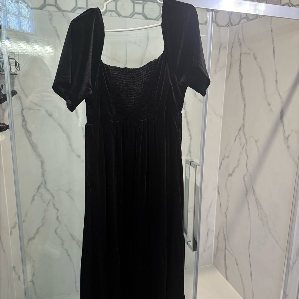 Black Velvet Tiered Maternity Maxi Dress